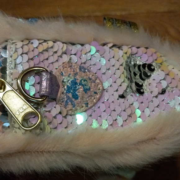 Bunnies and Puffballs Sequin Irregular Choice Bag - Picture 8 of 13